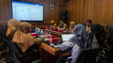 Rapat Pendampingan Penerapan Sistem Manajemen Mutu ISO 9001:2015 di Kecamatan Jebres