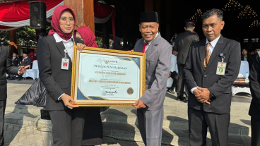 Kecamatan Jebres Menerima Piagam Penghargaan WBBM, RW 10 Jagalan Raih Harapan 1 Lomba Proklim Tingkat Kota Surakarta